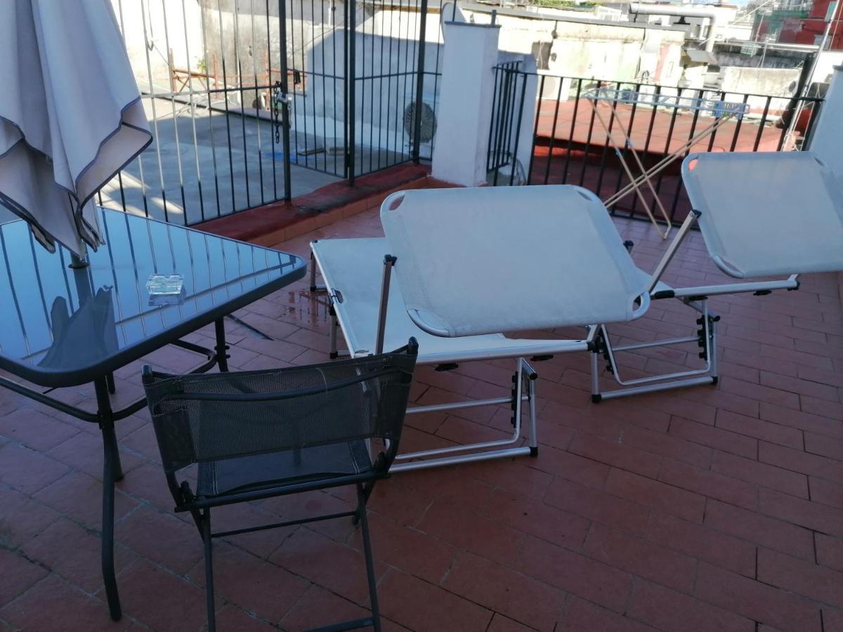 Вилла Napoli Royal Flats Экстерьер фото
